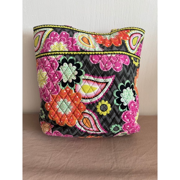 Vera Bradley Quilted Floral Pattern "Ziggy Zinnia" Tote Purse Bag Preloved - Picture 2 of 15